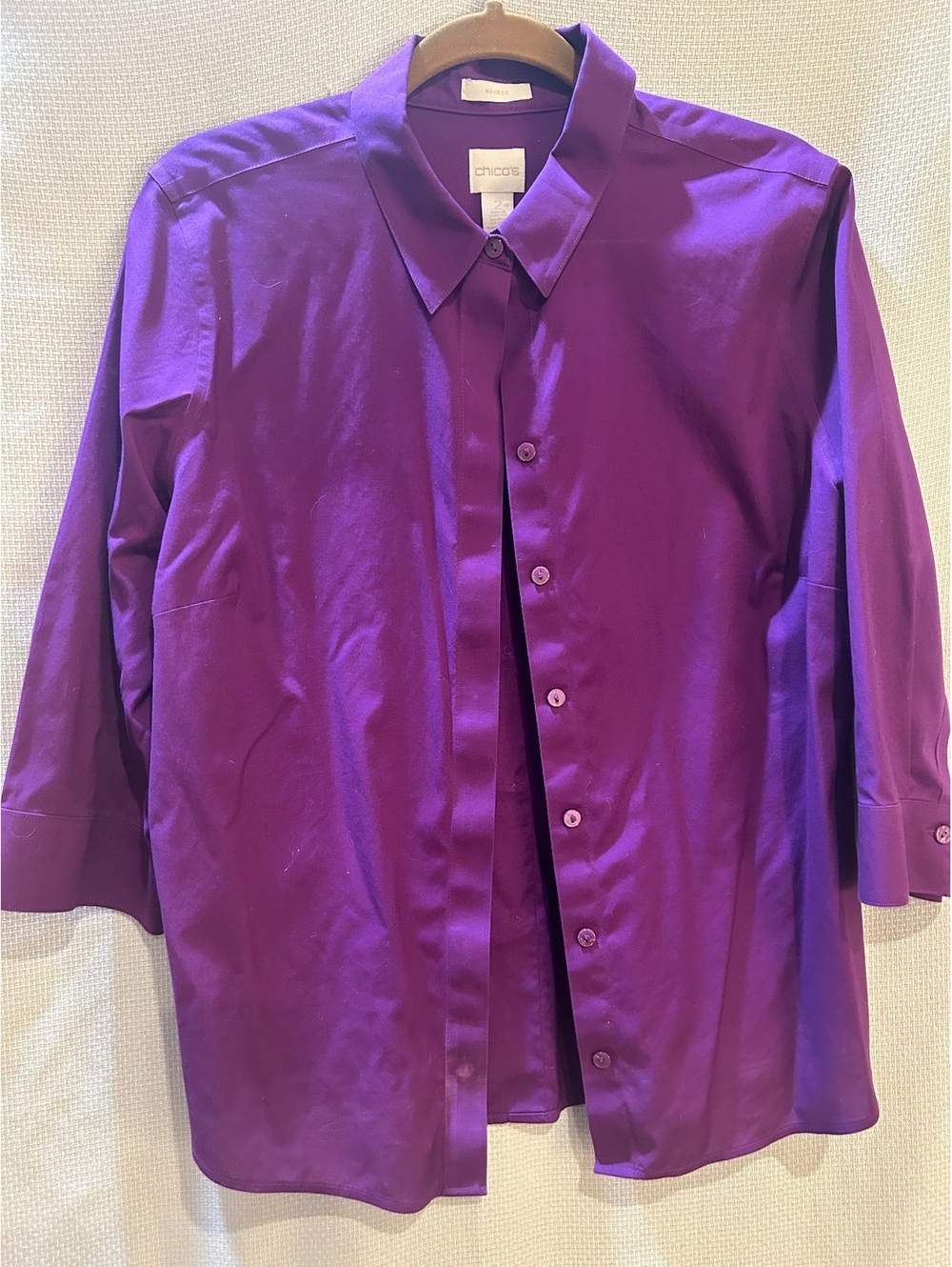 Chico's Women's Purple Button-Back Shirt Size 2 No-Iron Cotton Blend
